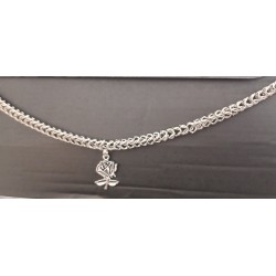 Necklace boxchain pendant with rose pendant