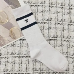 Trendy Logo Cotton Crew Socks for Men and Women | Casual Athletic Style