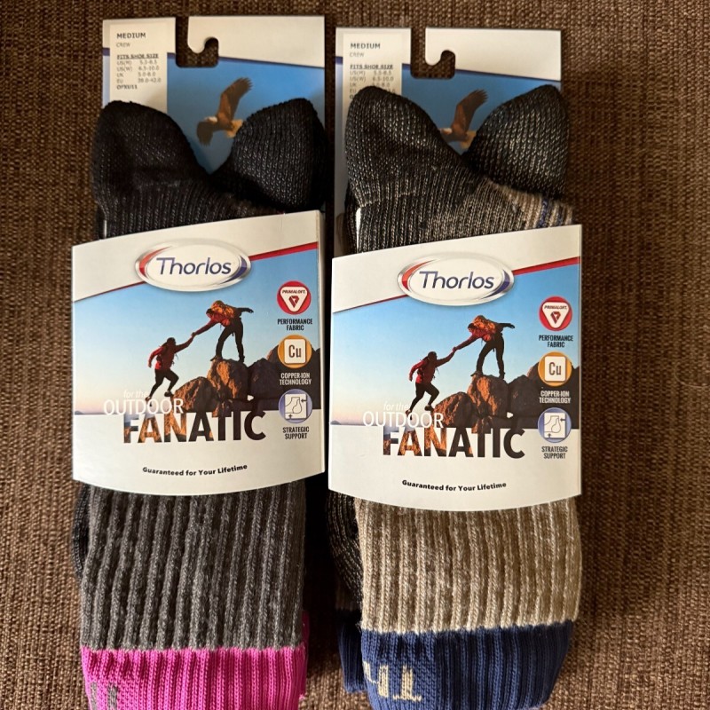 THORLOS OUTDOOR FANATIC Bundle of 2 Unisex Medium Crew Socks Outdoor New