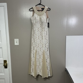 R& Sequined Lace Gown Dress Pearl Neck C140